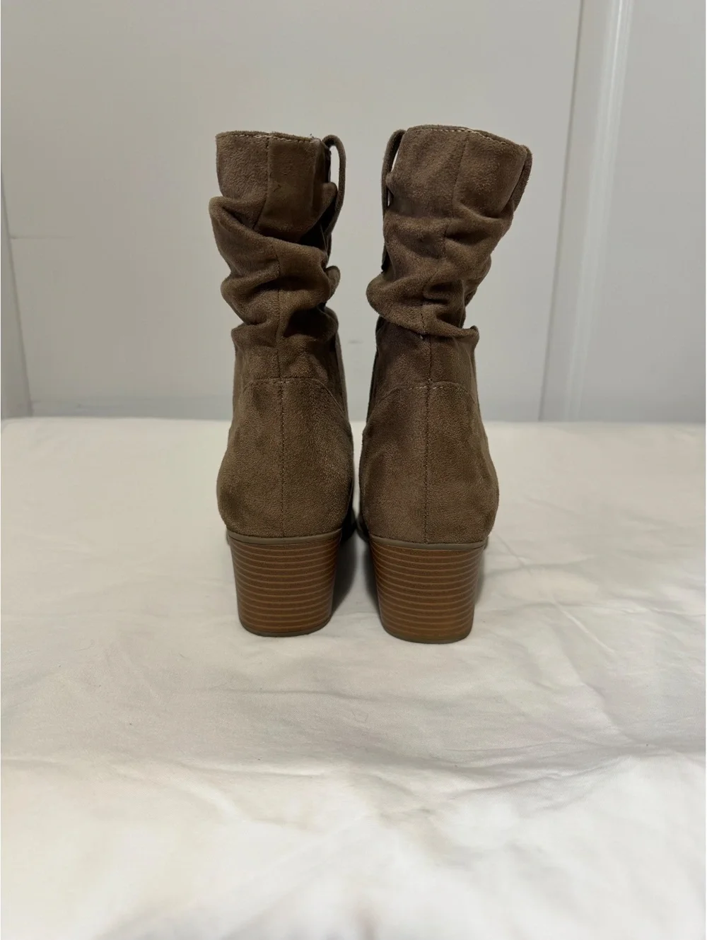 Brown Suede Western Boho Festival Slouch Casual Fall Wood Block Heel Size 8